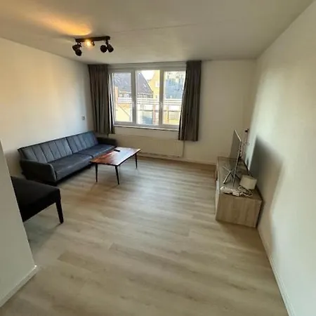 Apartment Big House In